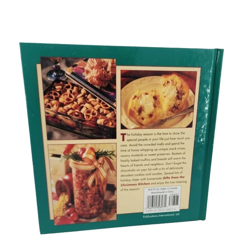 Favorite Brand Name Gifts From the Christmas Kitchen Hardcover‎ Cookbook 1998